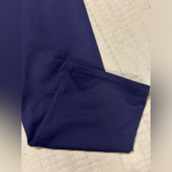 💥 Fabletics Cropped Leggings - Picture 2 of 7